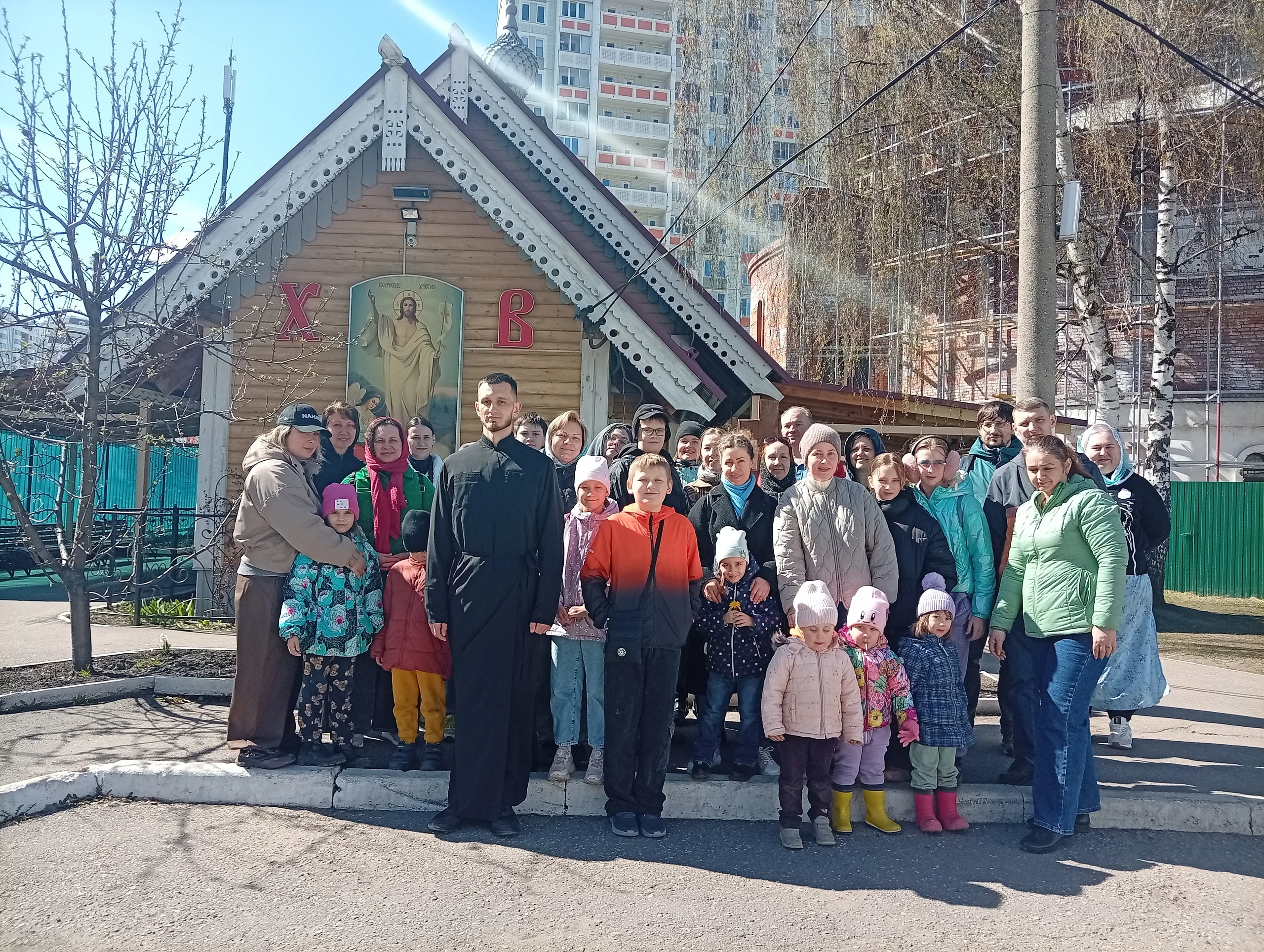 Благотворительная пасхальная акция в Кирилло-Мефодиевском храме